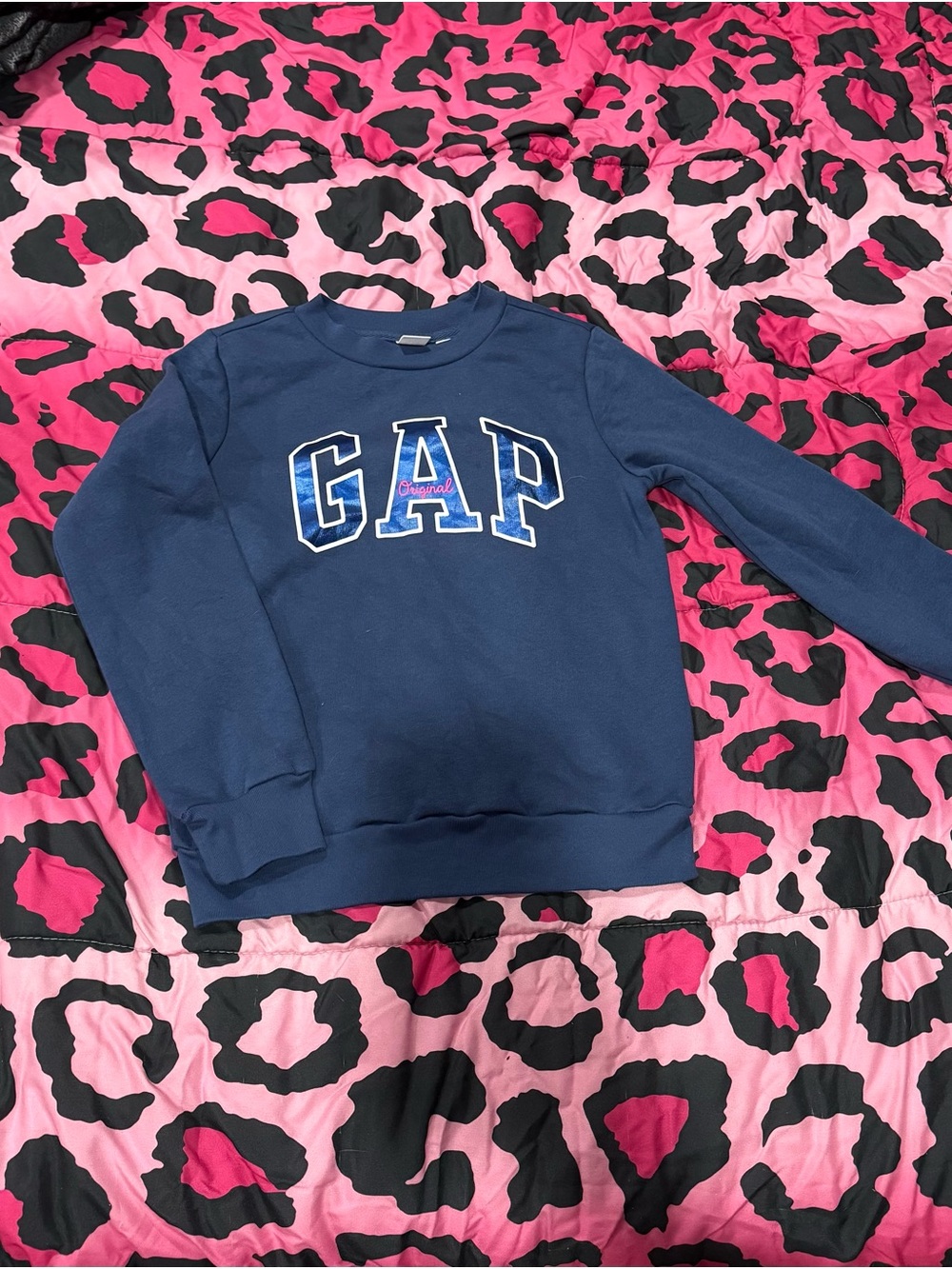 GAP Navy Blue Crewneck Sweatshirt with Shiny Logo